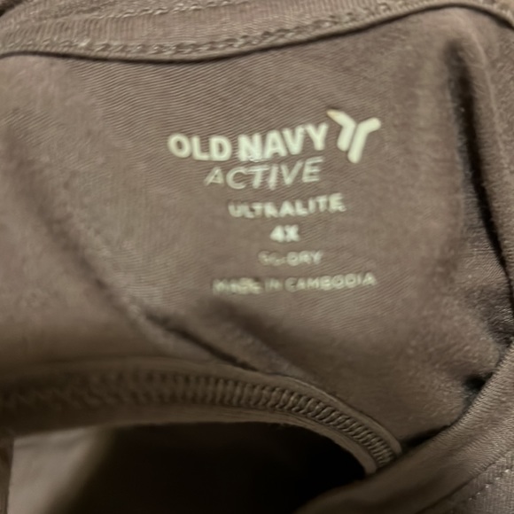 Light weight quarter sleeve cotton tshirt with open back design - Picture 4 of 4